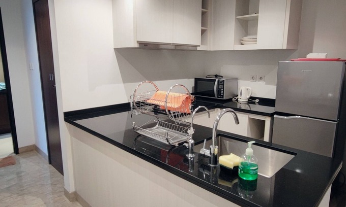 Bumi Serpong Damai Appartement | Cozy 2-bedroom apartment in enjoyable Banten with WiFi, fitness room