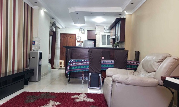 Giza Appartement | Cozy 2-bedroom apartment with WiFi, AC in awesome Giza Governorate
