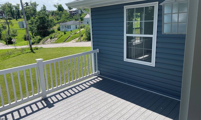 Jefferson City Maison | Cozy 2 - bedroom Little Blue House On The Hill in enjoyable Jefferson City