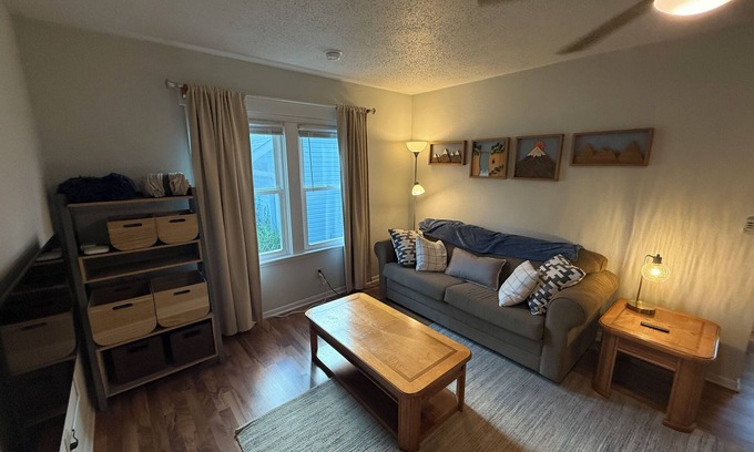 Ames Maison | Cozy 2-BR/1Bath House Near Hilton, Jack Trice, Iowa State in Central Ames