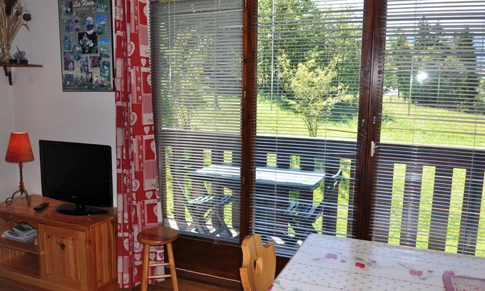 Abondance Appartement | Charmant 2 pièces calme avec balcon, proche pistes!