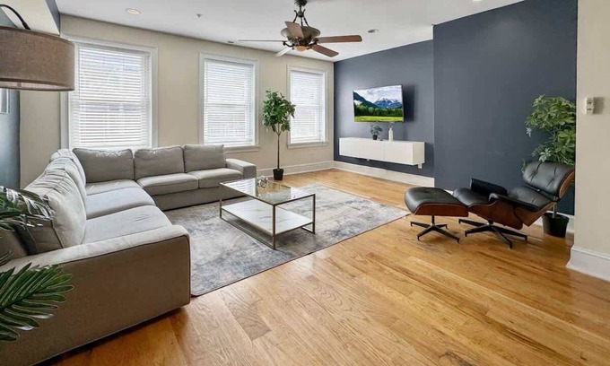 Old City Appartement | Cozy 2BD | Old City | 3 Beds | Independence Hall