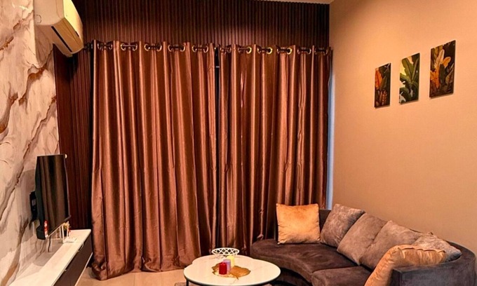 Central District Copropriété | Cozy 2BR Suite @ Country Garden Danga Bay | Near CIQ WiFi Netflix Seafront