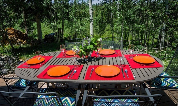 Wildernest Maison | Cozy 2BR w/Great Views - Near Trails!