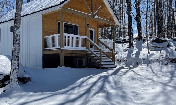 Sebec Cabine | Cozy 3-bedroom cabin in Sebec with WiFi, AC. All the comforts with Lake Access.