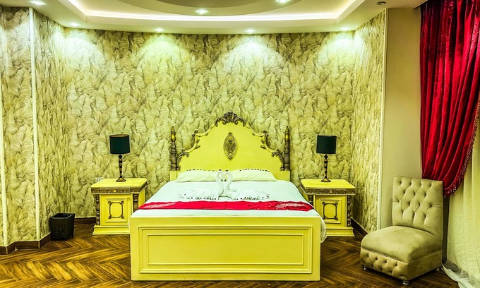 Giza Appartement | Cozy 3-bedroom apartment in charming Giza Pyramids Plateau with WiFi, AC.