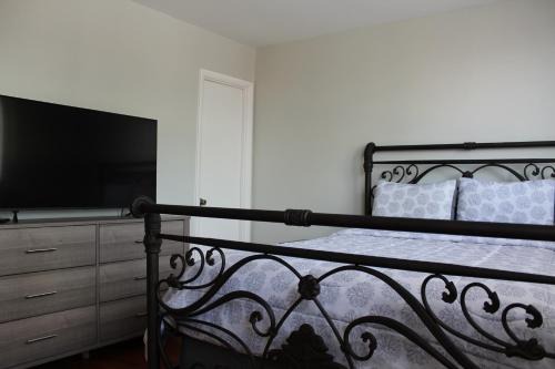 Nauck Appartement | Cozy 3 Bedroom Min to National Mall Great Location and Free Parking