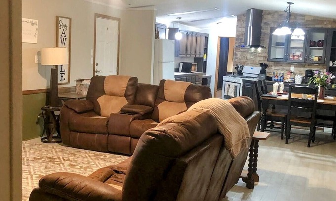 Keith County Maison | Cozy 3 Bedroom Quick Stop Home | Near i80