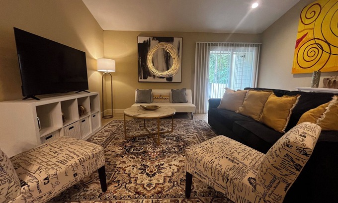 Valdosta Maison | Cozy 3-bedroom Townhouse in Valdosta w/ ameneties