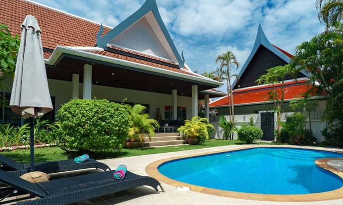 Ban Saiyuan Villa | Montaplan - 2BR confortable Pool Villa