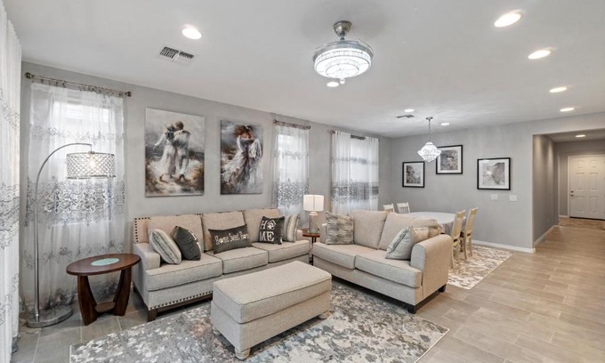 Casa Grande Maison | Cozy 4 bedrooms home in the heart of Casa Grande