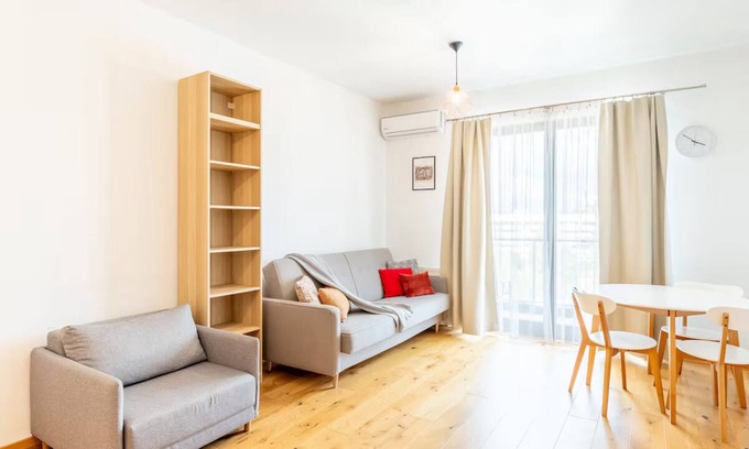 Baluty Appartement | Cozy 55m2 in Julianów