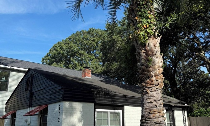 North Charleston Maison | Cozy and Convenient- 5 min to Airport