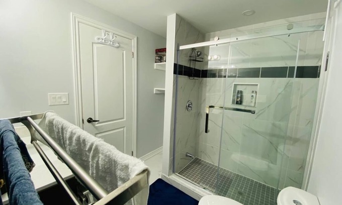 Brampton Appartement | Cozy and New Basement Guest Suite in Brampton, ON