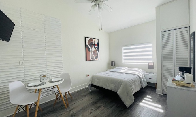 West Perrine Appartement | Cozy and peaceful studio