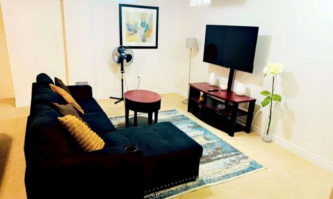Halton Regional Municipality Appartement | Cozy and private 1-bedroom apartment in a serene Milton neighborhood