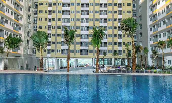 Kedungmanggu Appartement | Cozy And Restful Studio Lrt City Sentul - Royal Sentul Park Apartment