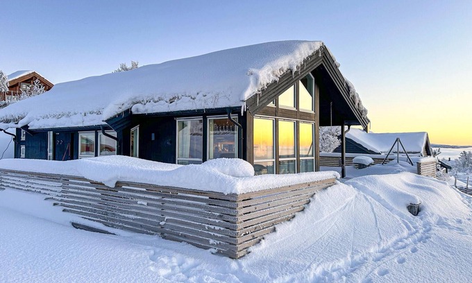 Etnedal Maison | Cozy and welcoming cottage with beautiful panoramic views over the countryside.