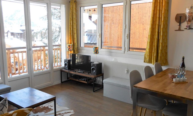 Les Deux Alpes Appartement | Appartement cosy 6 pers, balcon, animaux admis, parking