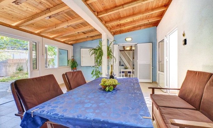 Nerezine Appartement | Cozy apartment ANALIA near beautiful beach