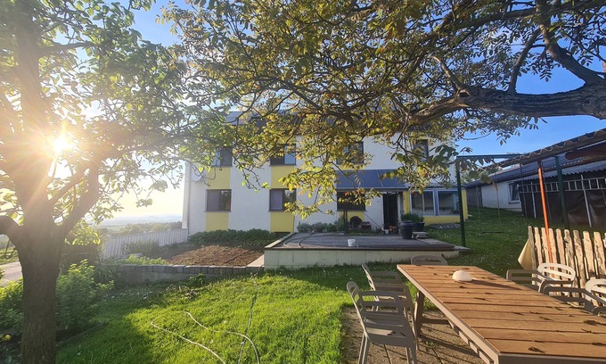Kollmitzberg Appartement | Cozy apartment in the countryside just 7 minutes from Amstetten