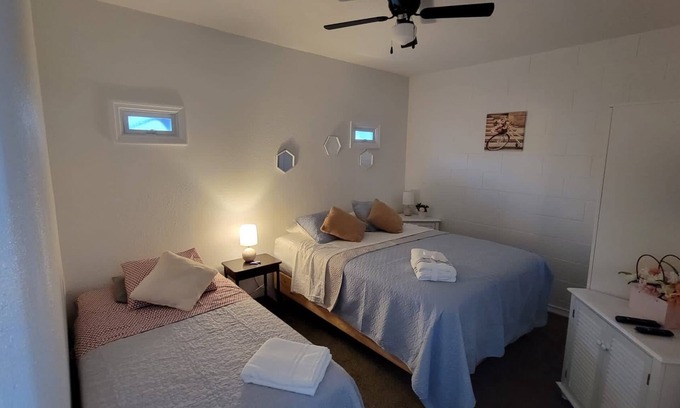 Orlando Appartement | Cozy Apartment in S Orlando, approx. 20 minutes away from Disney and Universal.