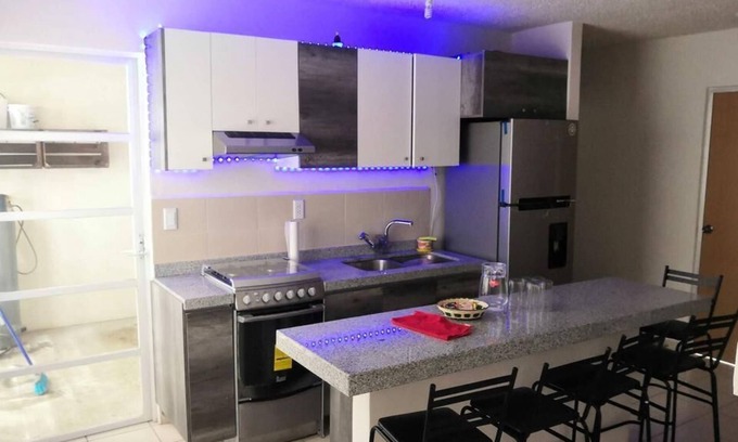 Morelia Appartement | Cozy Apartment in the City of Morelia, 15 minutes from the City Center.