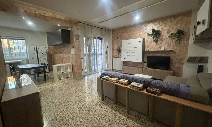 Fuorigrotta Appartement | Cozy APARTMENT just minutes from the main sights of the city.