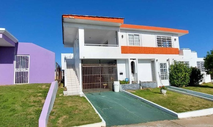 Hato Abajo Appartement | Cozy apartment on a 2nd floor close to beaches, restaurants, shopping, and more