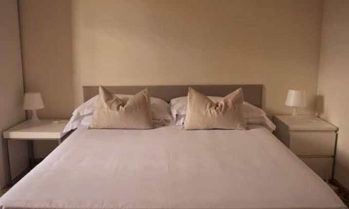 Oltrarno Appartement | Cozy apartment with 3 bedrooms located in the historical part of the city