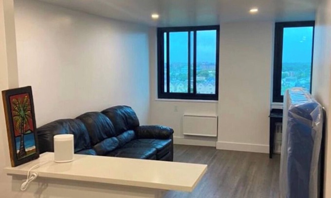 Queens Appartement | Cozy apartment with Bedroom , New appliances WiFi, AC in Queens On The Beach