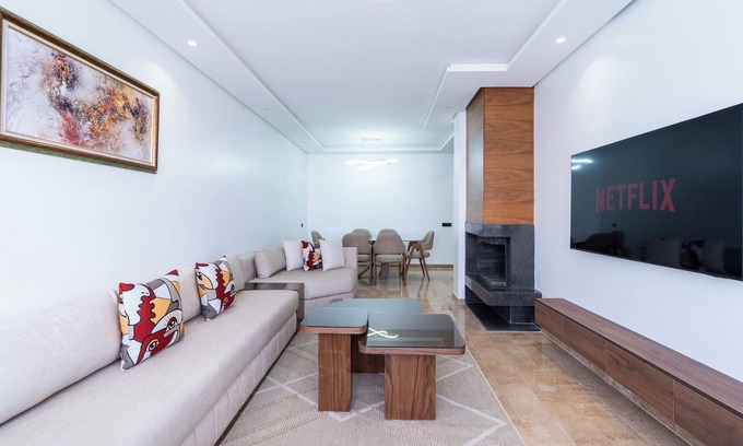 Dar Bouazza Appartement | Cozy Apartment with Pool in a Secure Residence