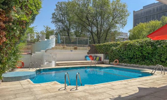 Nueva Espana Appartement | Cozy apartment with pool and garage