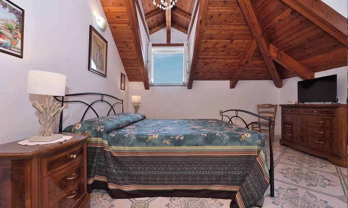 Minori Maison | Cozy Attic in the Heart of the Pearl of the Amalfi Coast