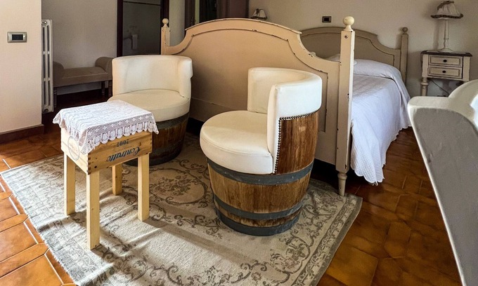 Giulianello Lit Et Petit-Déjeuner | Cozy B&B in the countryside with BBQ area and swimming-pool - Pet-friendly
