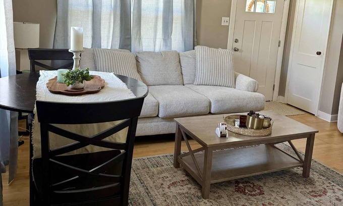 Bangor Maison | Cozy Bangor Home