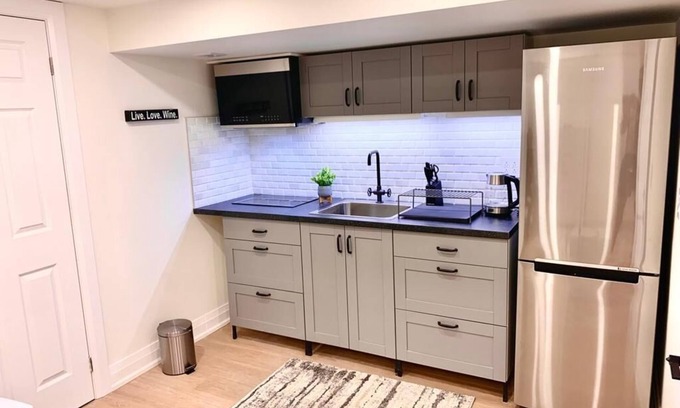 Oakville Appartement | Cozy basement studio apartment