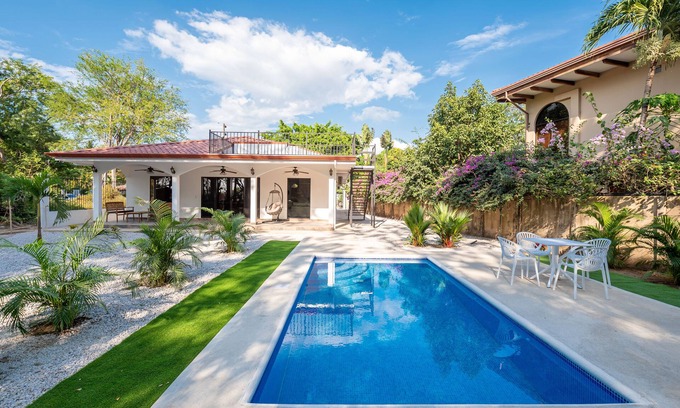 Playa Grande Maison | Cozy beach house, partial view, 2 mn walk to beach