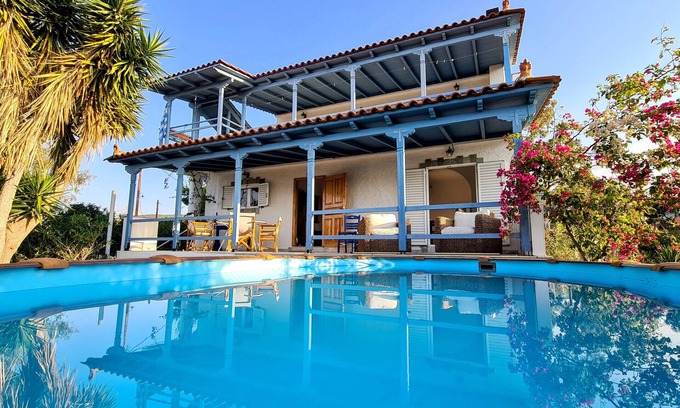 Pigadia Maison | Cozy beach house, jacuzzi, close to beach