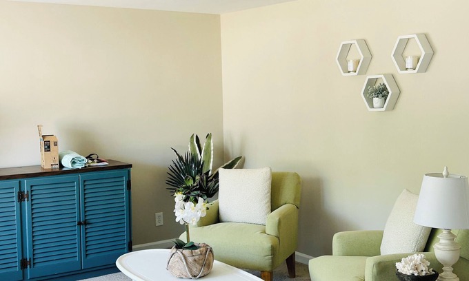 North Buffalo Maison | Cozy Buffalo Getaway — Between Niagara Falls & Downtown