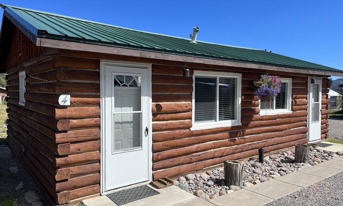 South Fork Cabine | Cozy cabin #4 in mountains near Rio Grande River