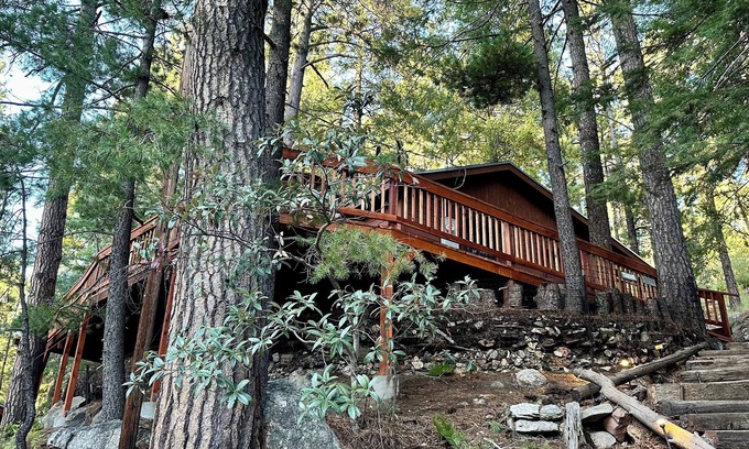 Summerhaven Cabine | Cozy Cabin in the Pines