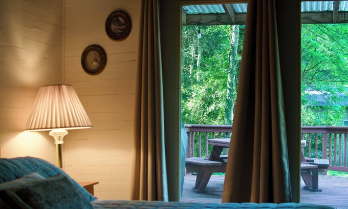 Fayetteville Cabine | Cozy Cabin @ Laurel Creek - NRG