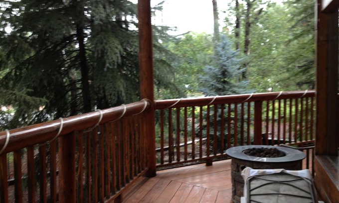 Pinetop Cabine | COZY CABIN PLCC TALL PINES PRIVACY GOLF HIKE BIKE ENJOY FRESH COOL MOUNTAIN AIR!