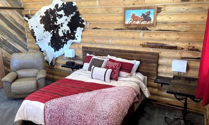 Fairview Cabine | Cozy cabin with WiFi and AC in serene Fairview