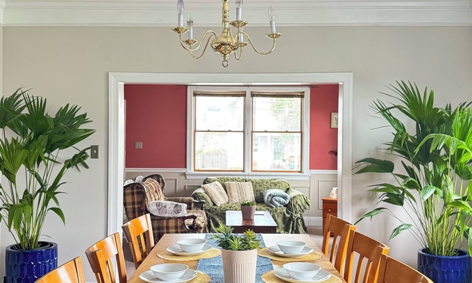 Parkside Maison | Cozy Cape Cod Home 20 Minutes from Philadelphia