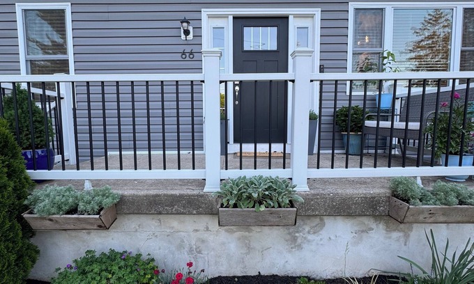 Newtown Square Maison | Cozy Cape in Newtown Square Pets Welcome ⚡️Free EV⚡️Safe and Convenient Location