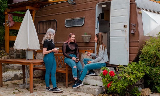 Dremcice Autre | Cozy caravan next to minizoo