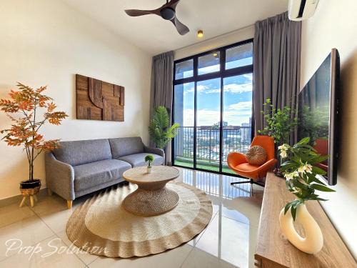Central District Appartement | Cozy Central City 4BR Suite near JB CIQ 12Pax
