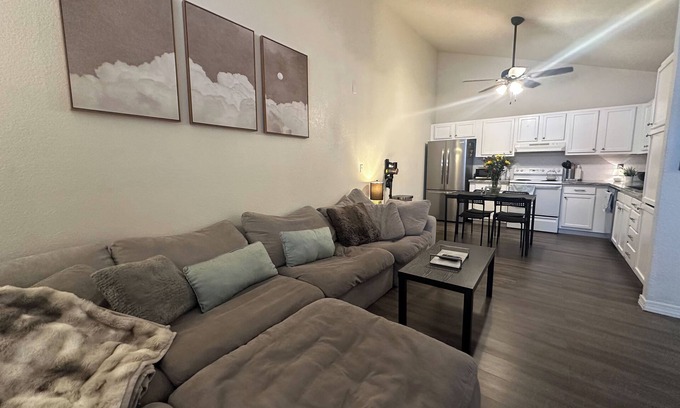 Mesa Grande Maison | Cozy Central Mesa/Tempe Gem. Minutes from Cubs Stadium, ASU & Tempe Marketplace!